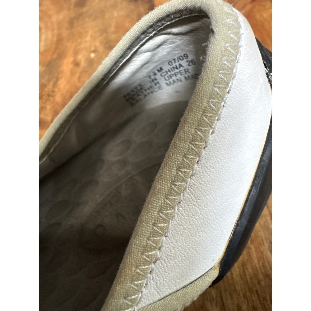 Privo by Clarks Womens White Leather SlipOn Sneakers Perforated Bungee Flats7.5M - Picture 4 of 6